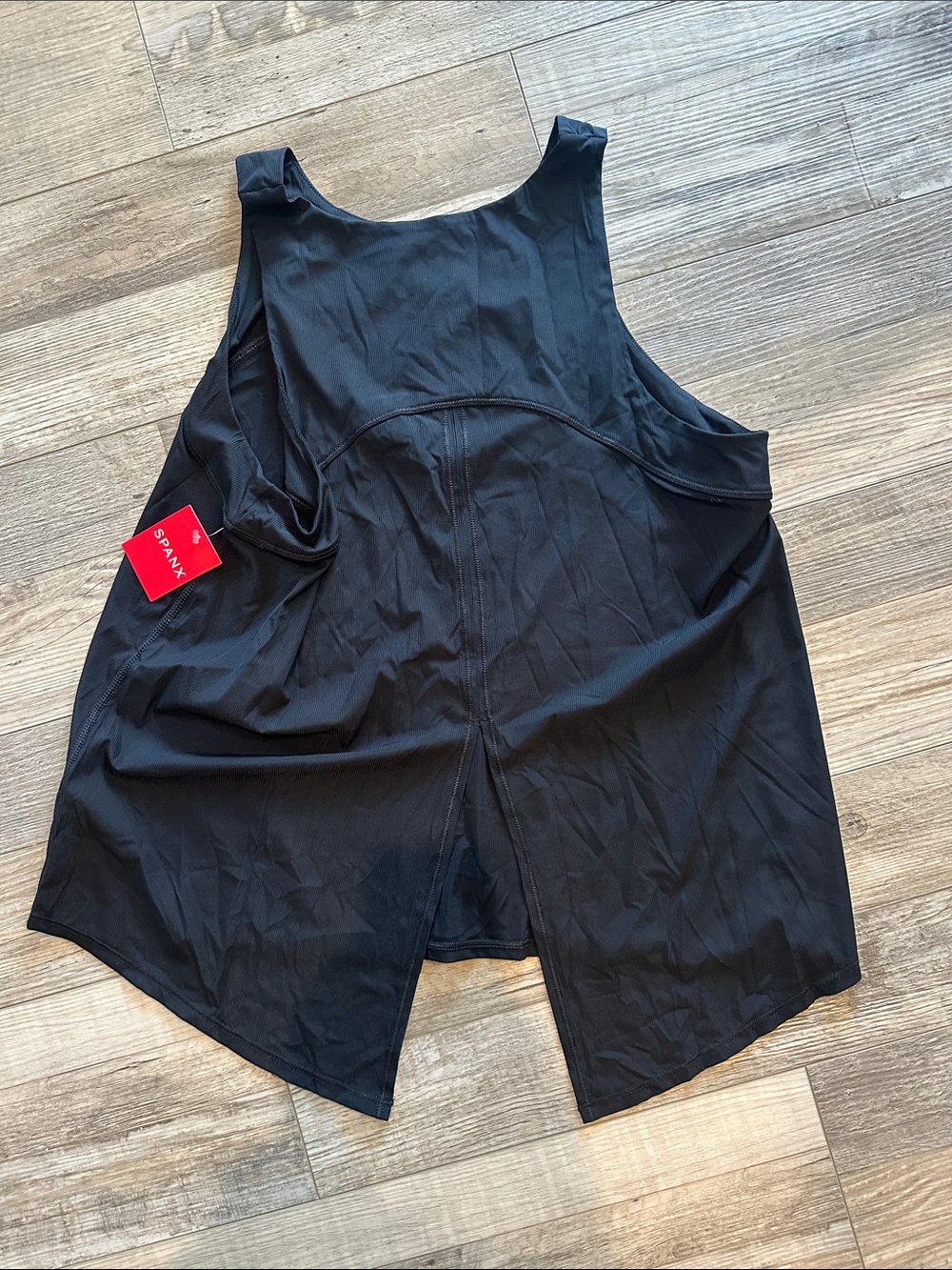 NWT Spanx Tank Top Ribbed - Picture 3 of 4